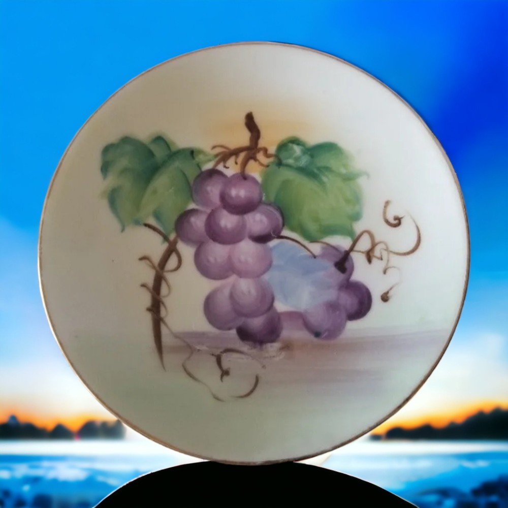 Betson Vintage Mini Hand Painted Grapes Vine Decorative Plate Wall Hanging